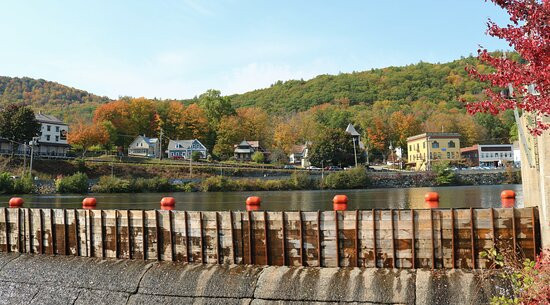 Glacial Potholes-Shelburne Falls必去景点