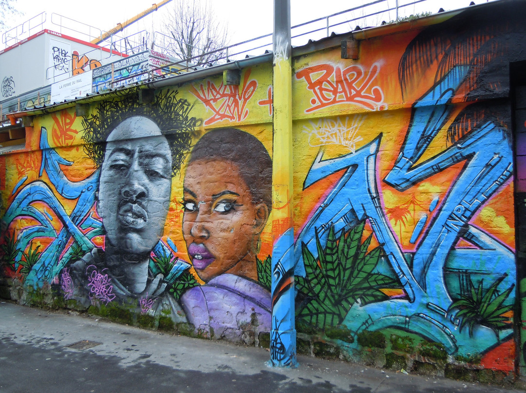 Fresque "Le couple"-巴黎必去景点