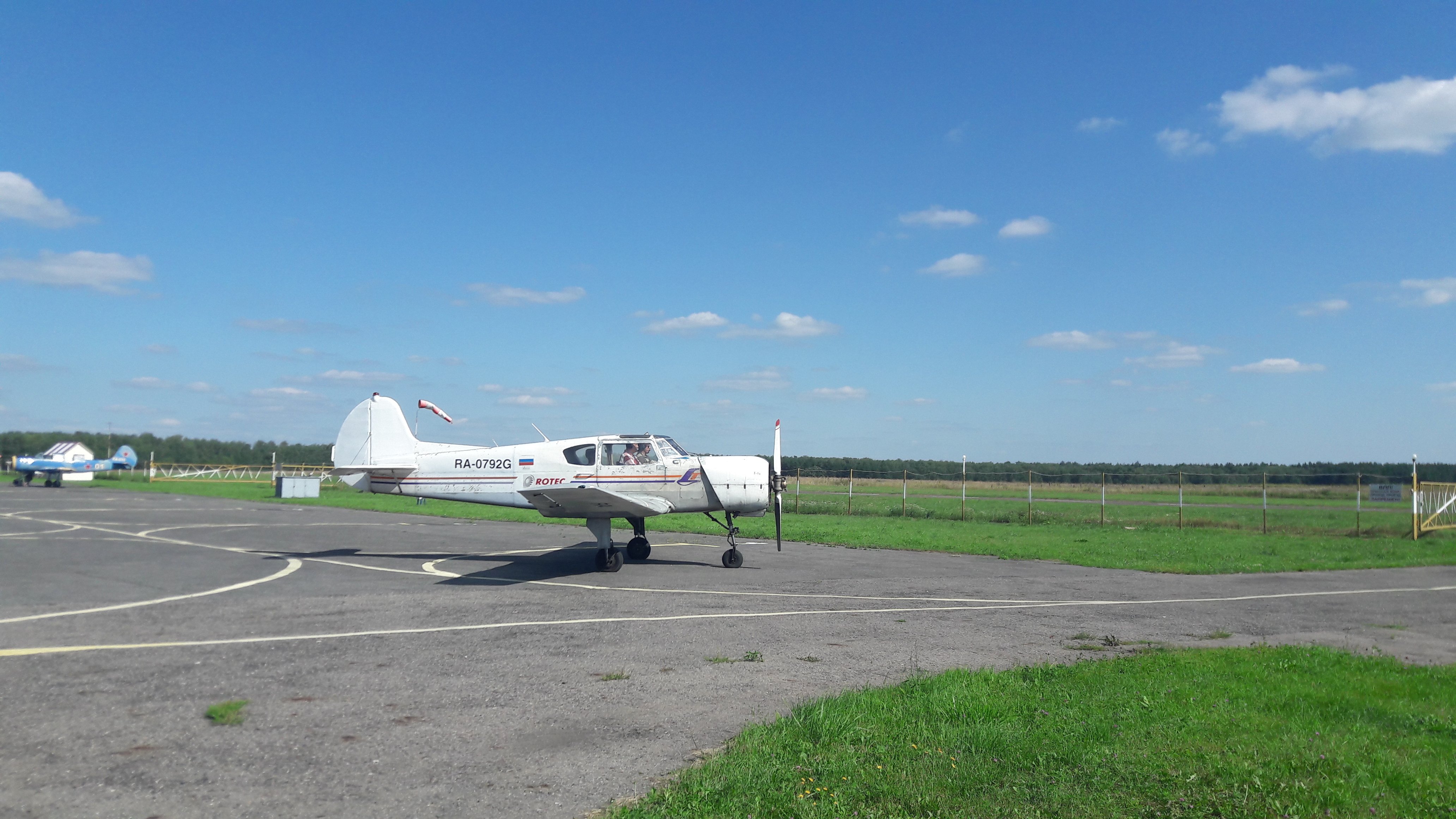 Aeroclub Alpina Avia-官方