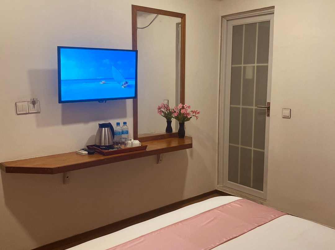 Pearlshine Retreat Maldives主图