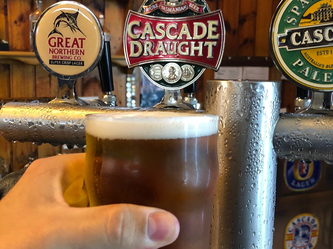 The National Park Hotel主图