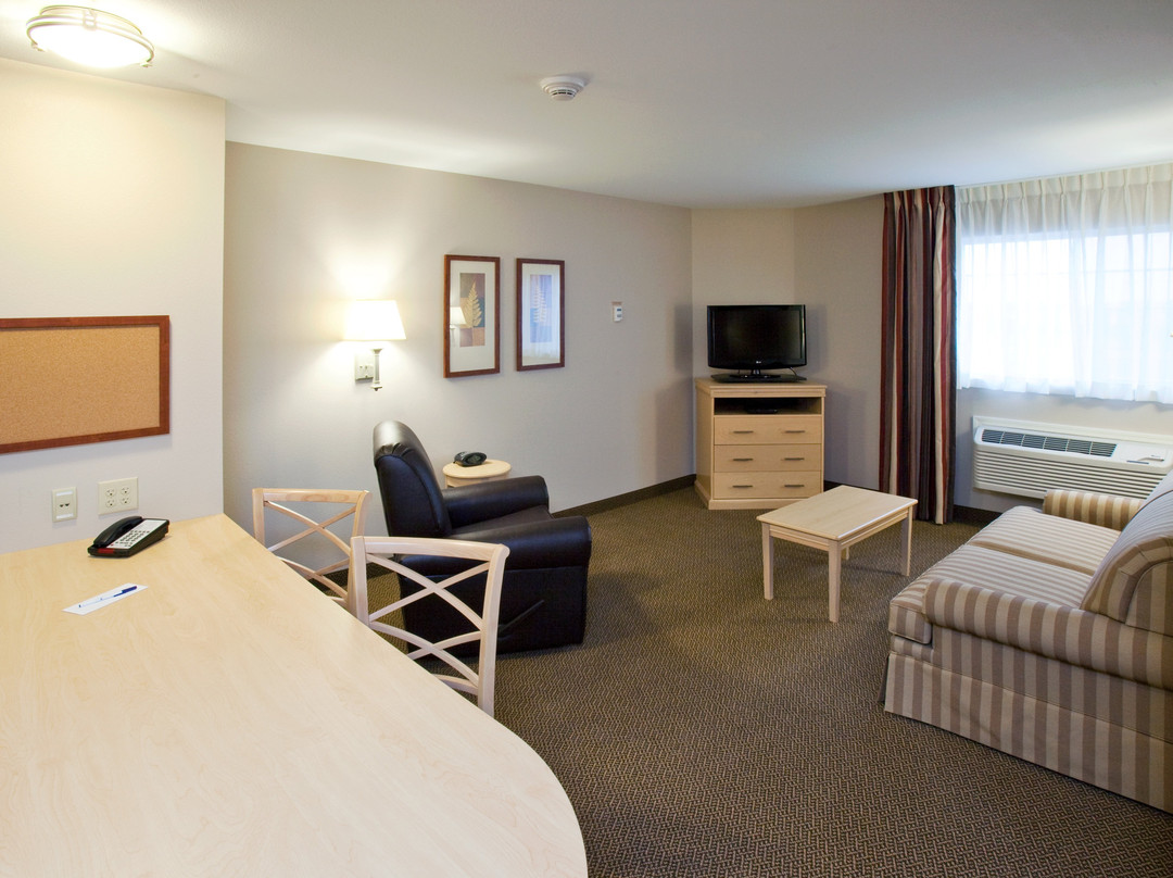 Candlewood Suites Minot by IHG主图