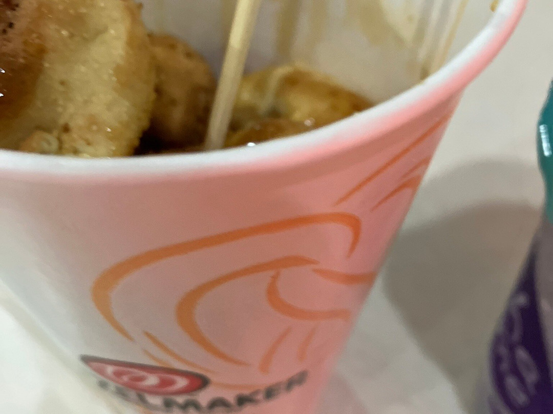 Pretzelmaker Micronesia Mall