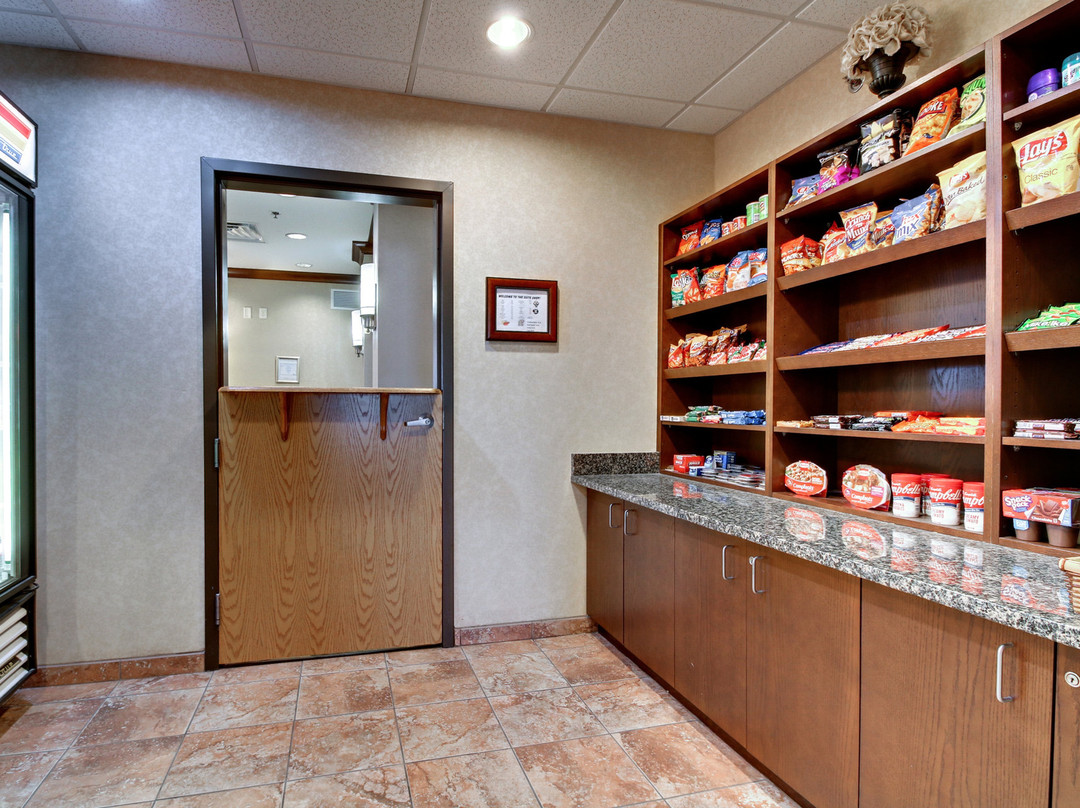 Holiday Inn Express & Suites Peru - LaSalle Area by IHG主图