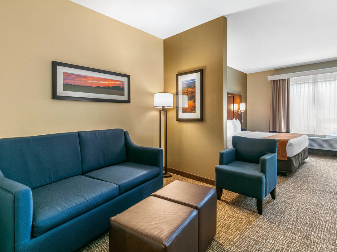 Comfort Suites Forrest City主图