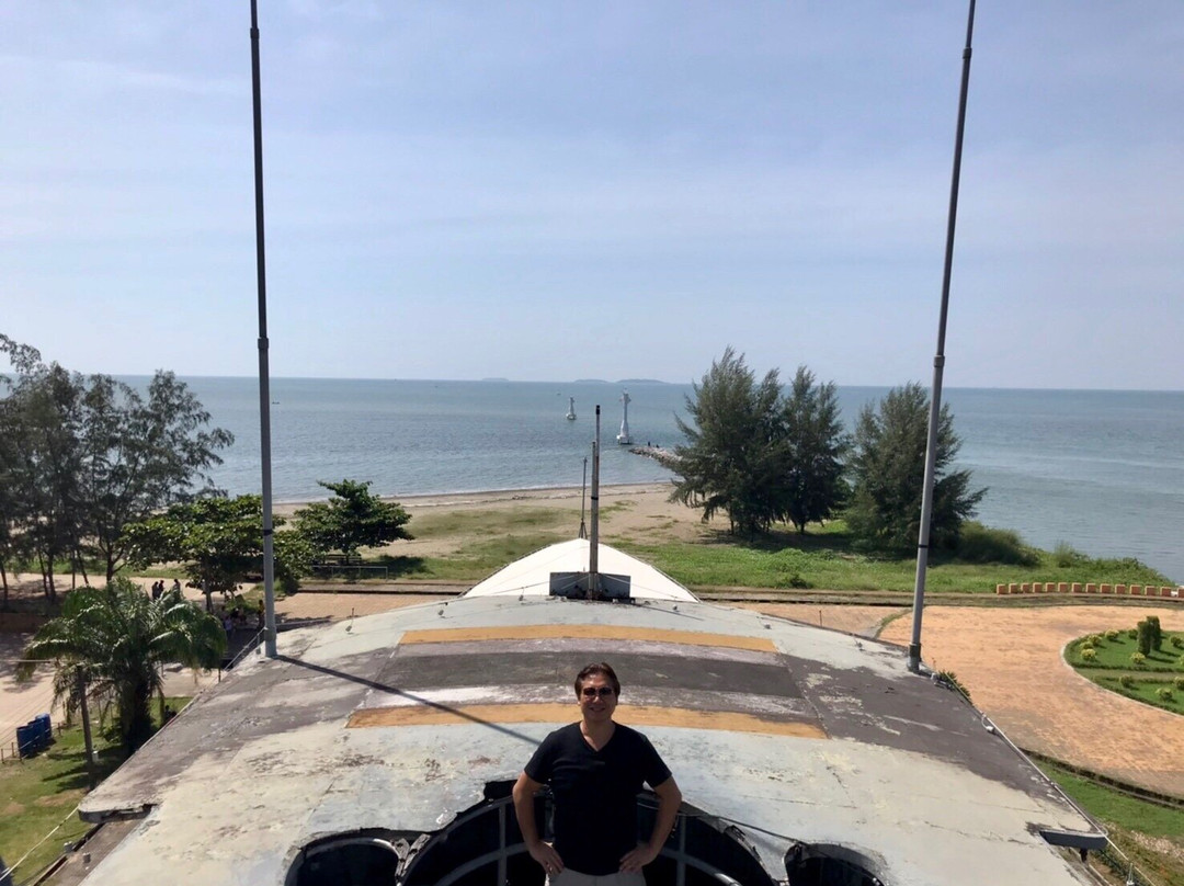 HTMS Prasae Memorial-Ban Pak Nam Krasae必去景点