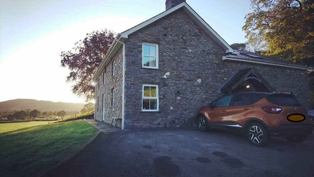 Rhiwarthen Isaf Farmhouse B&B主图