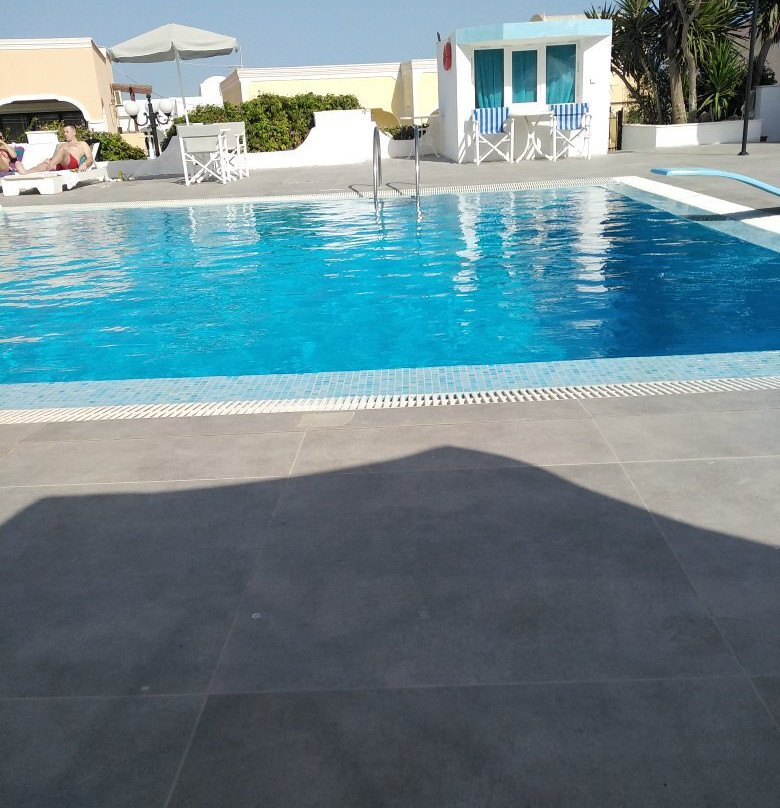 洛多斯酒店主图