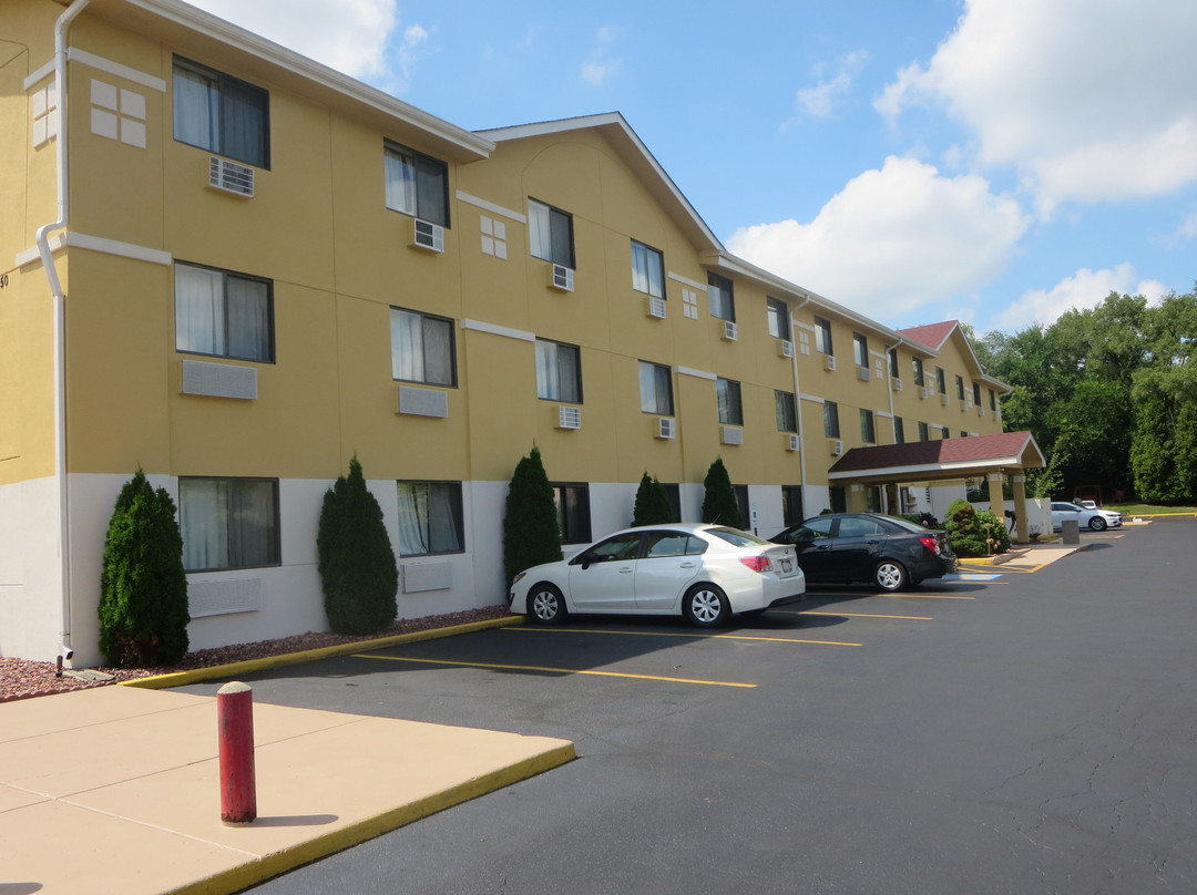 Super 8 by Wyndham Mundelein / Libertyville Area主图