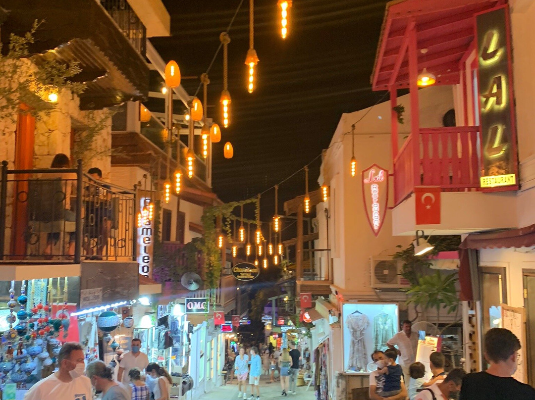 Mini Bar-卡尔坎必去景点