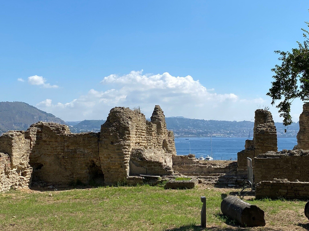 Baia Archeological Park景点图片