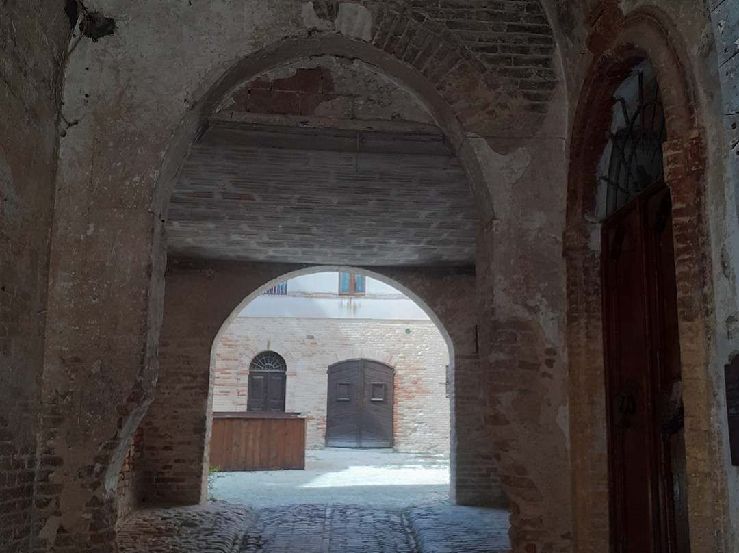 Castello del Cassero-Camerata Picena必去景点