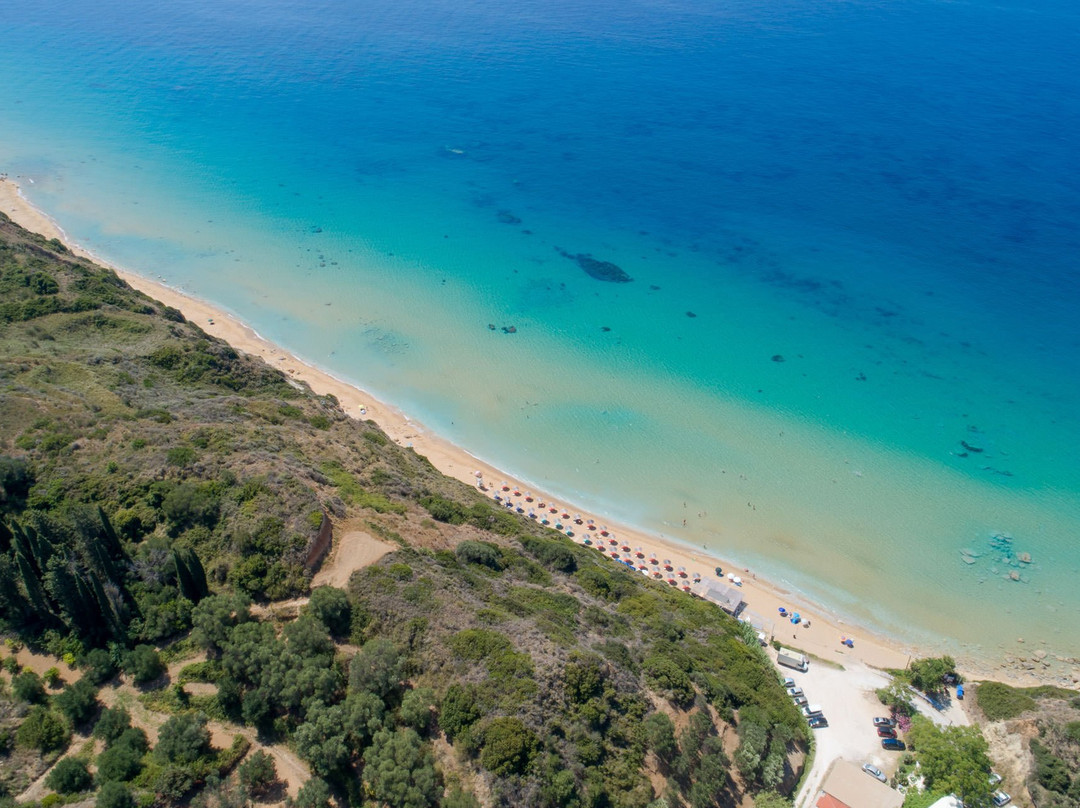 Avithos Beach Estate主图