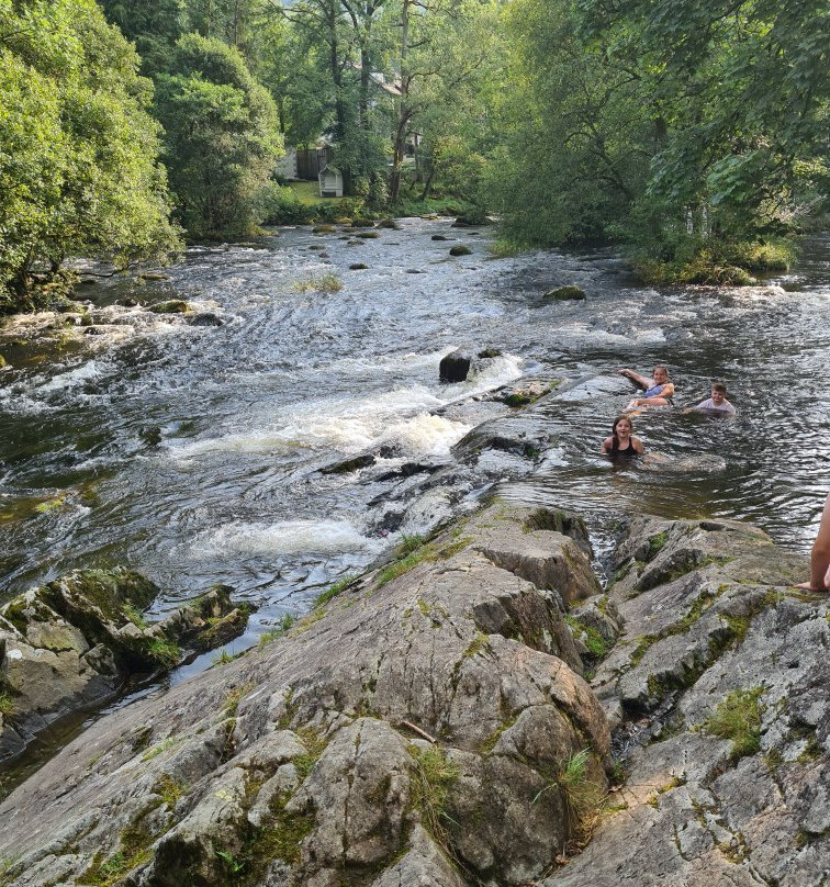 Skelwith Force Waterfall景点图片