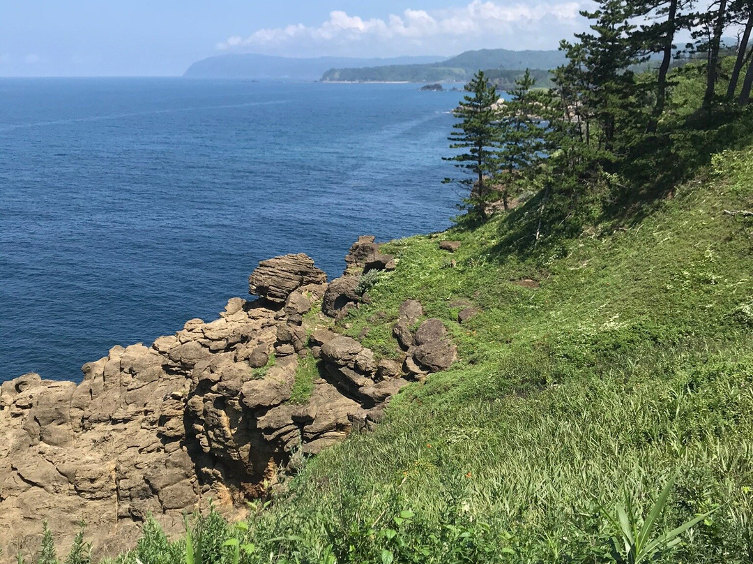 Yase Cliff景点图片