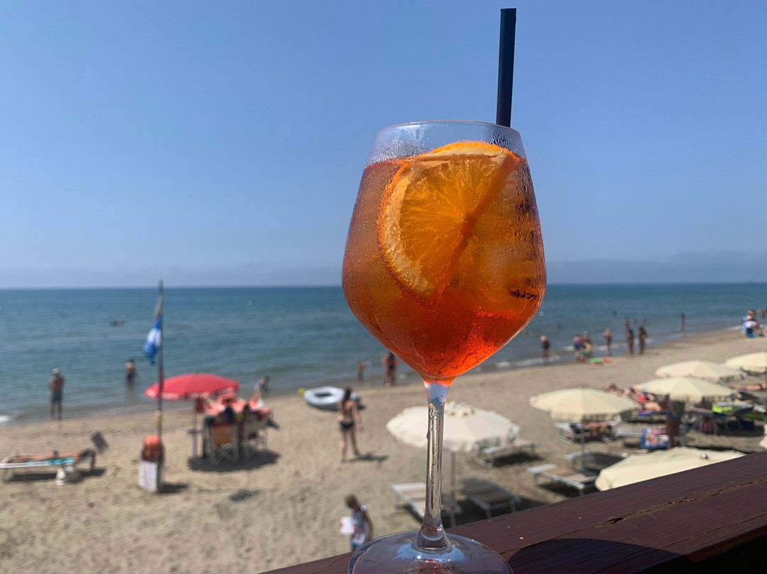 Amarylli Beach Club景点图片