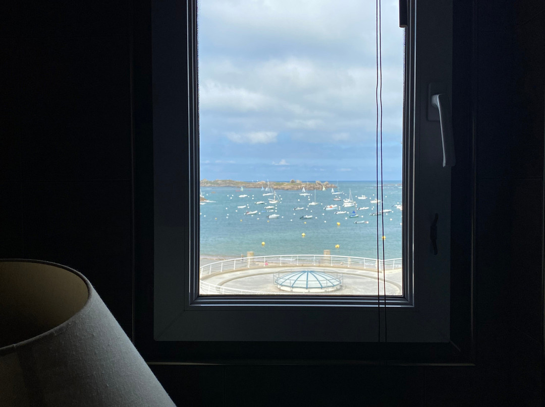 Hotel Beausejour主图