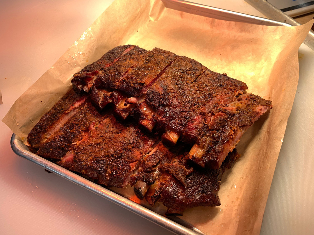 Off The Bone BBQ & Ribhouse