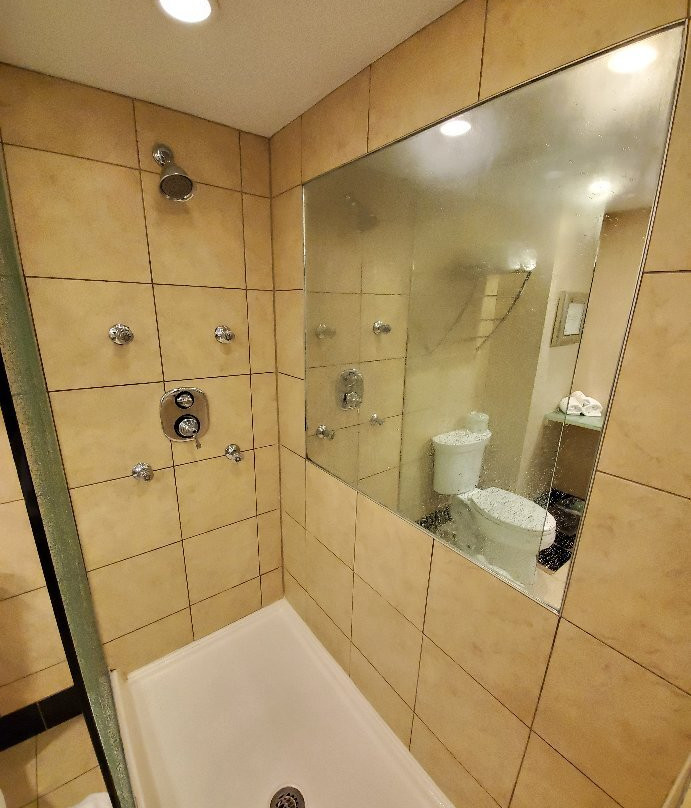 曼哈顿校园假日酒店主图