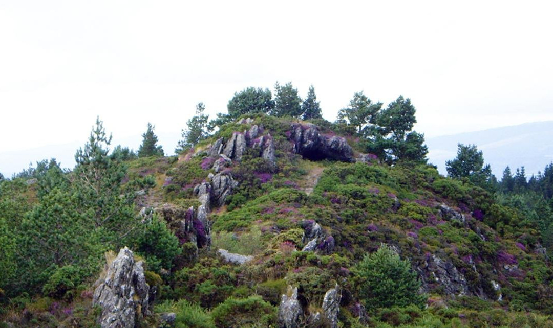 Cova da Serpe景点图片