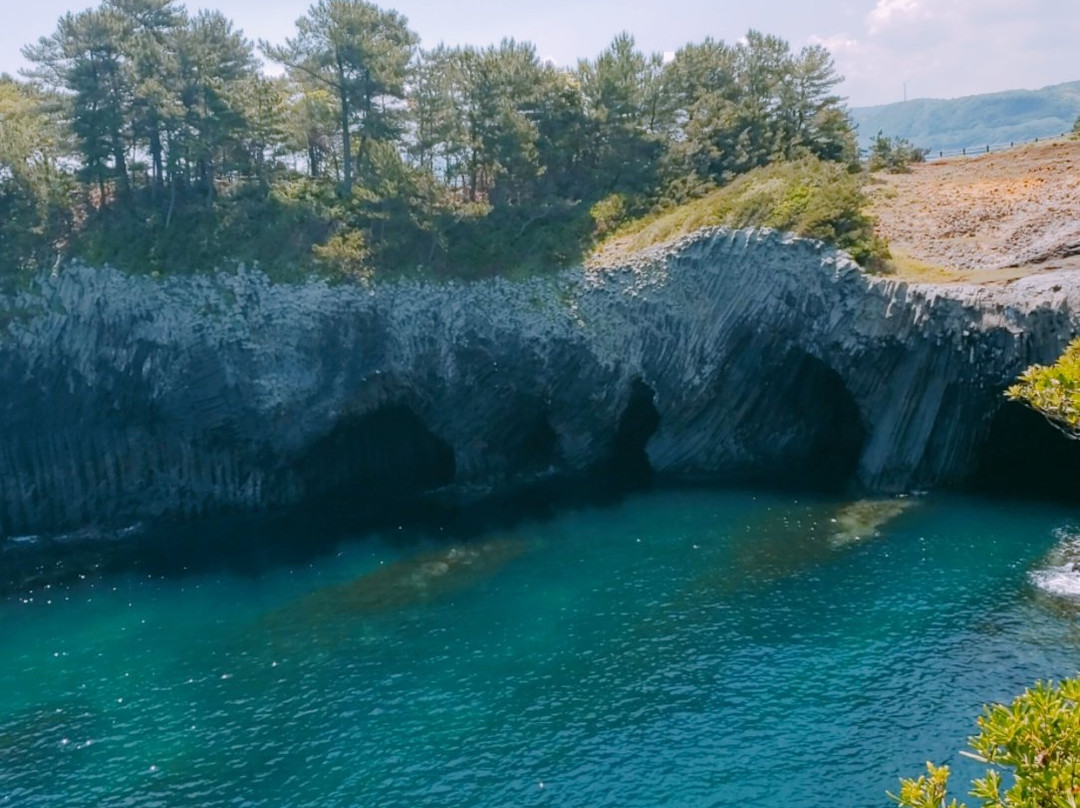 Nanatsugama Caves景点图片