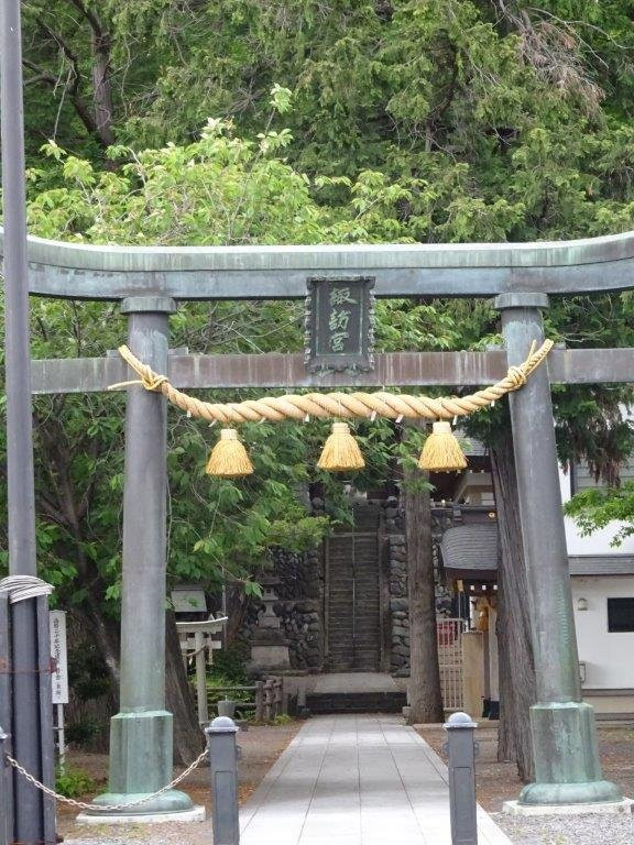 Suwa Shrine景点图片