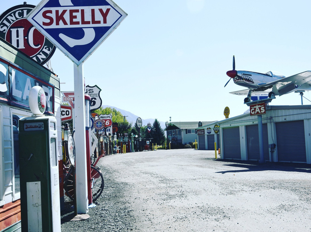 AAA Lakeside Storage And Museum-普若佛必去景点