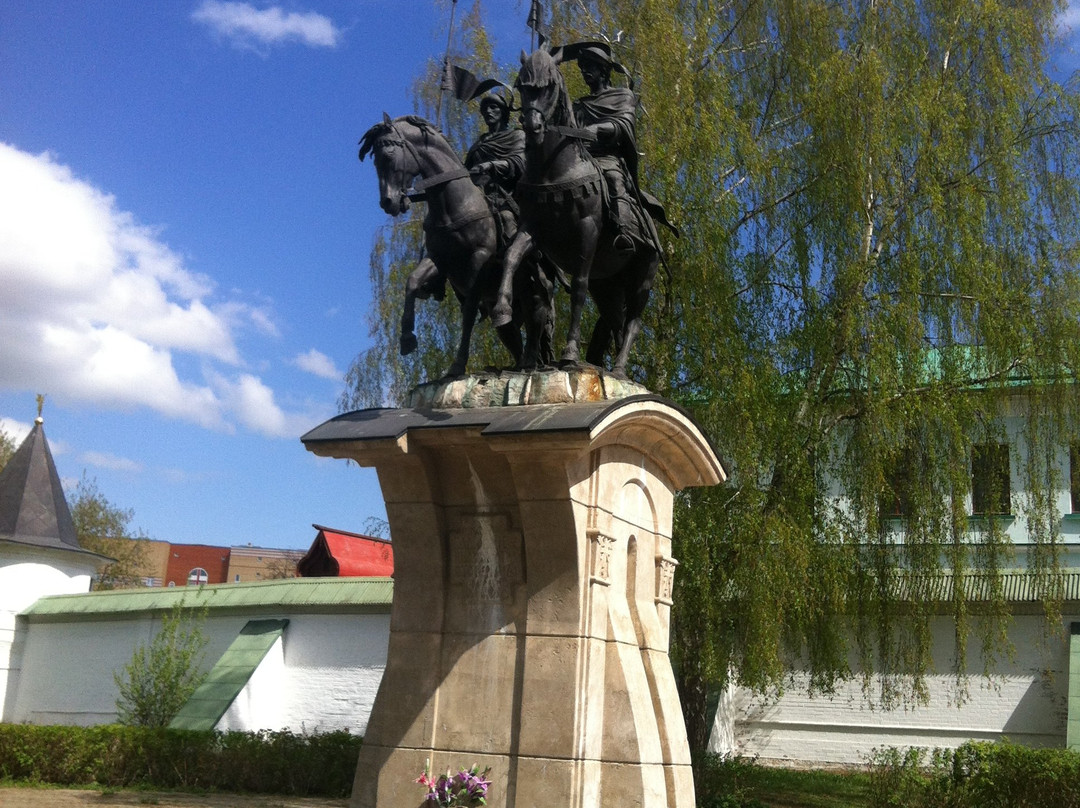 Monument to the Saints Boris and Gleb景点图片