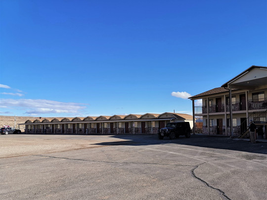 Whispering Sands Motel主图