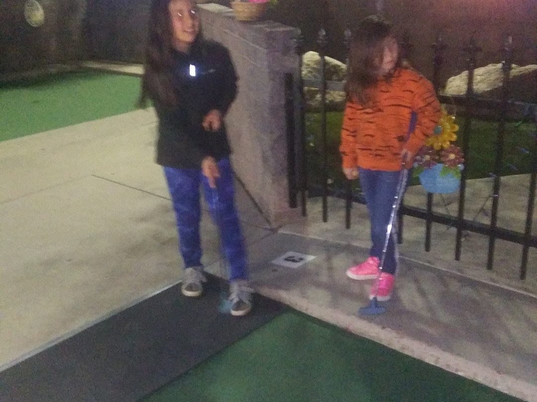 Mesa Golfland Sunsplash-梅萨必去景点