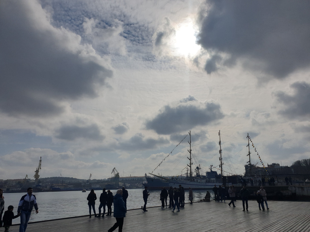 Crimea Walks, Excursions and Tours景点图片