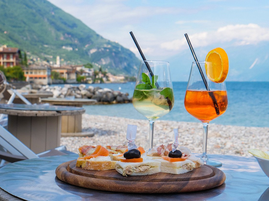 Lido dei Limoni Beach & Bar景点图片