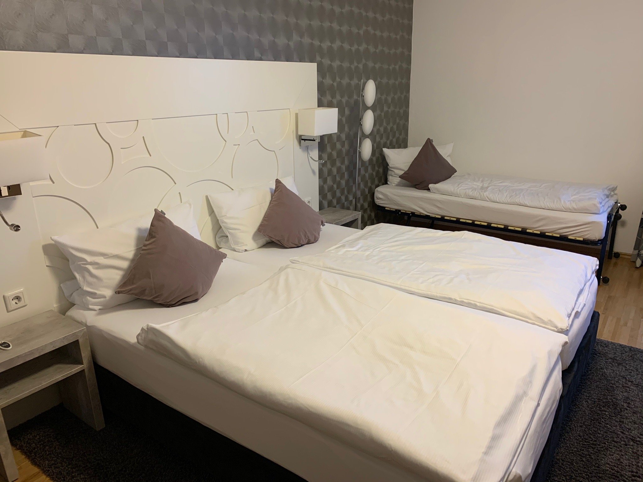 Hotel Karolinger Hof-官方