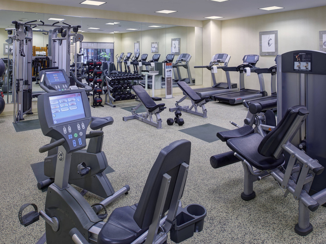 东兰辛大学广场万豪酒店主图