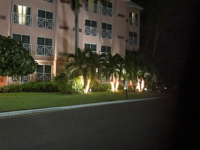 康福特套房天堂岛酒店-浴室
