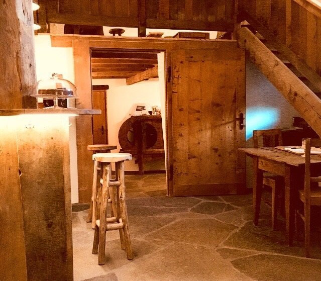 Fuldera酒店住宿-Chasa Jaro