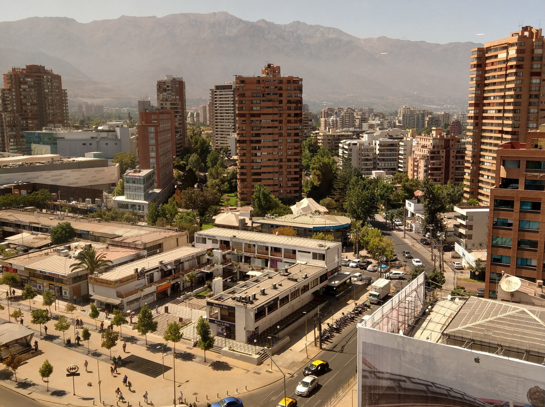 Regal Pacific Hotel主图