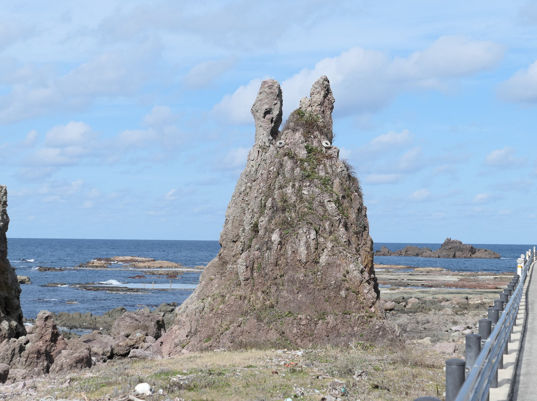 Tsurugijigongen Rock景点图片