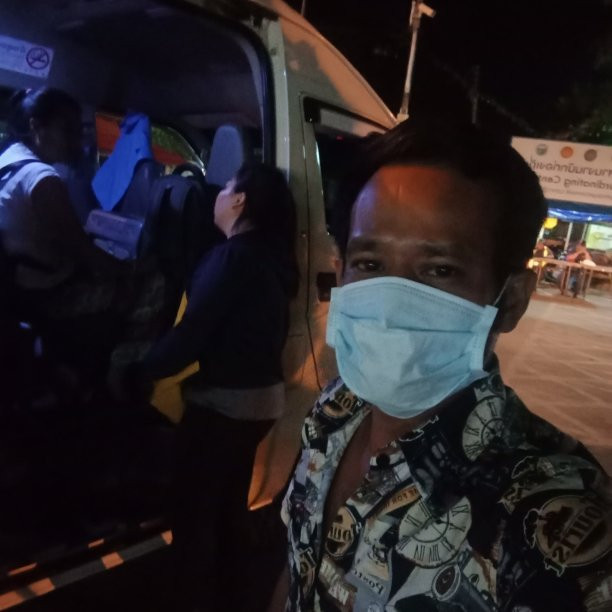 卡塔岩石酒店主图