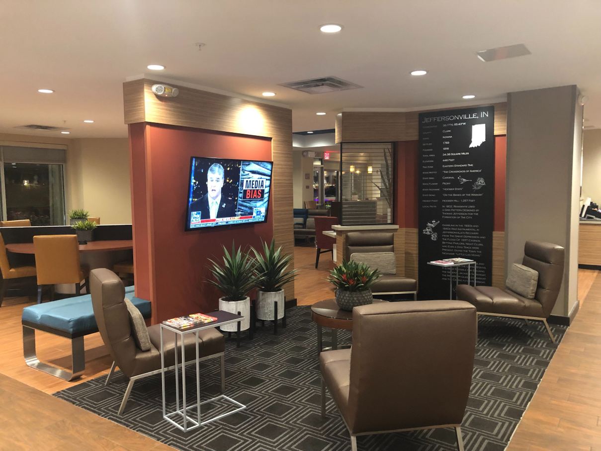路易斯维尔北部TownePlace套房酒店-浴室