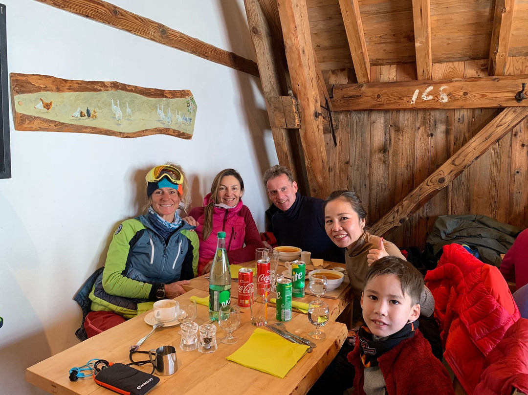 Ski Instructor Chamonix-莱苏什必去景点