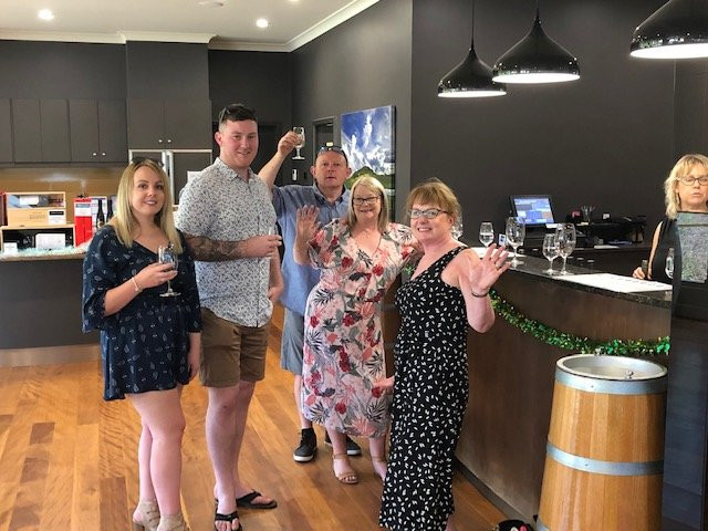 Be Consumed Tours-努里乌特帕必去景点