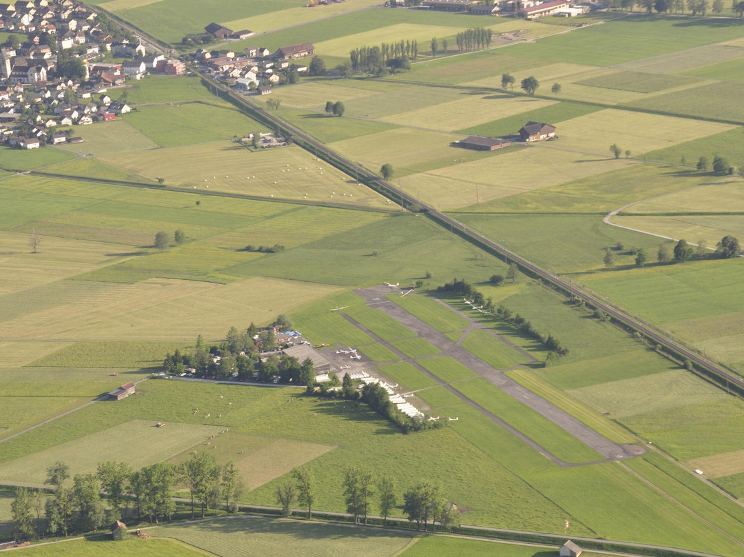 Flugplatz/Aerodrome Schaenis-Schaenis必去景点