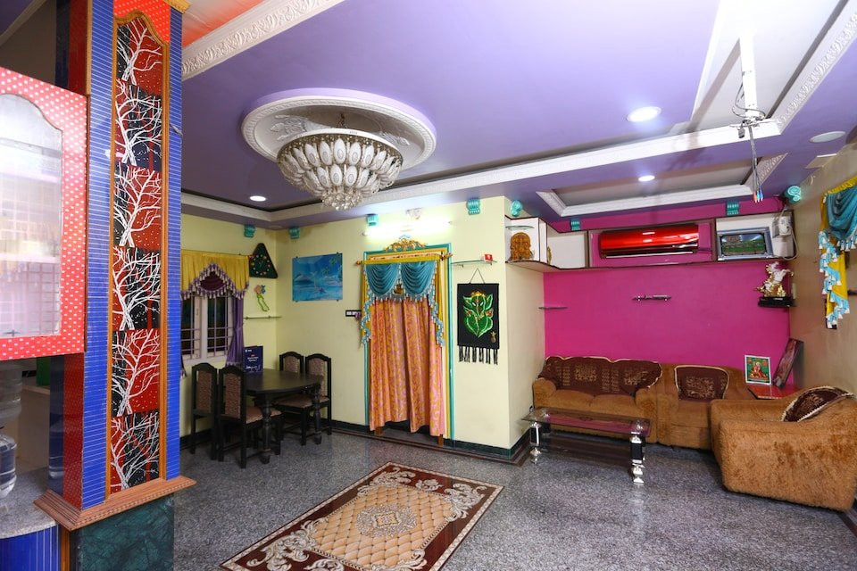 OYO 10498 斯瓦尔那纳加尔经典 3BHK 之家酒店