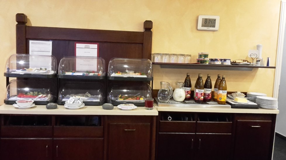 蓝火卡曼妮酒店-餐饮