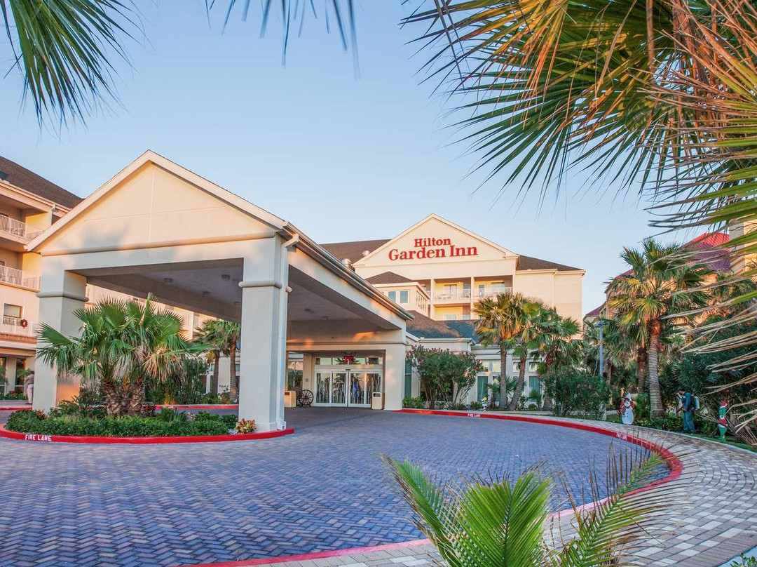 南帕治岛希尔顿花园酒店主图