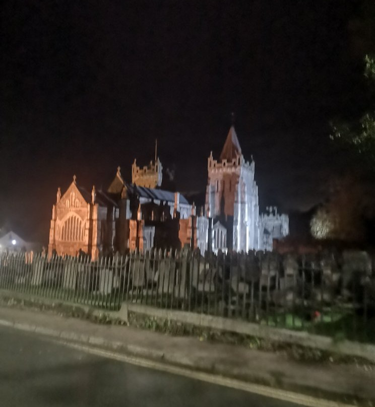 Ottery St Mary Parish Church-Ottery St. Mary必去景点