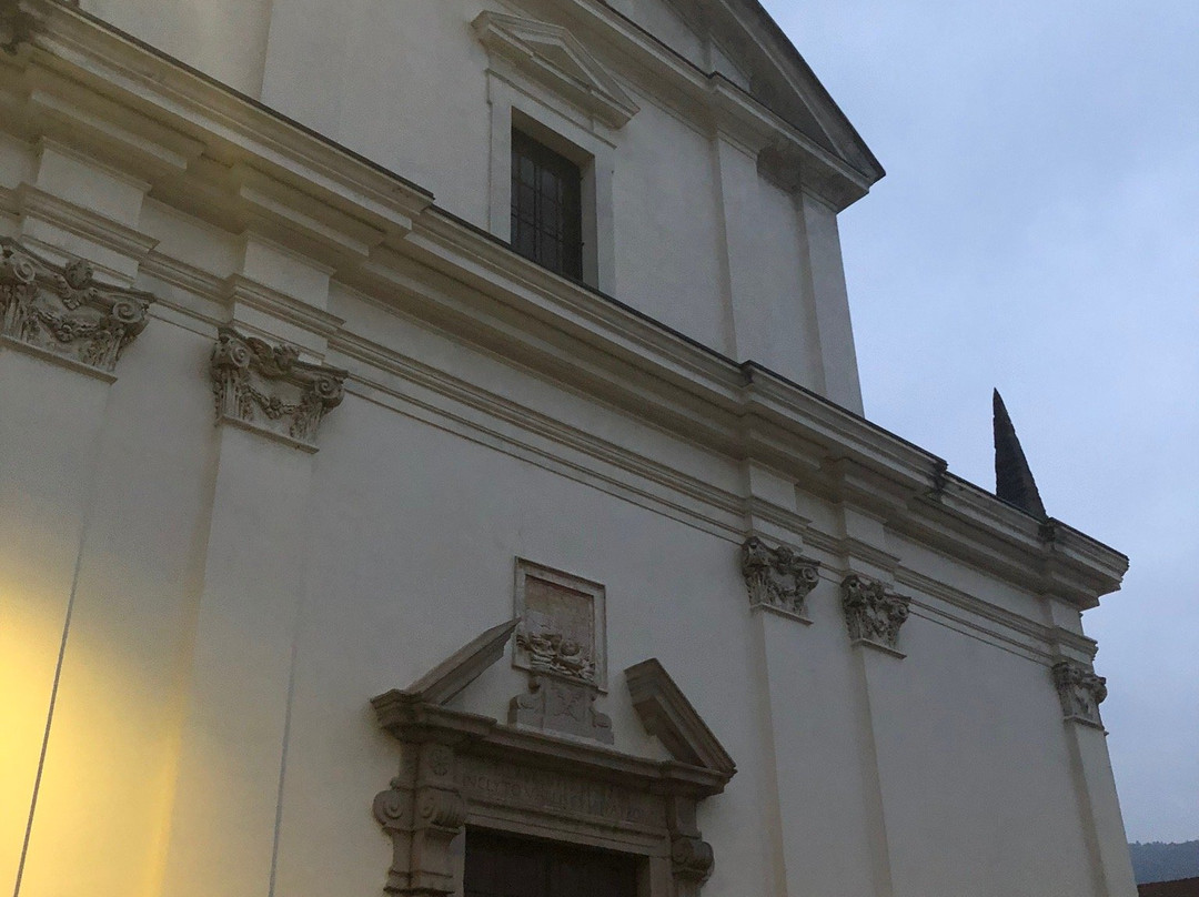 Chiesa S. Lorenzo-Cuveglio必去景点