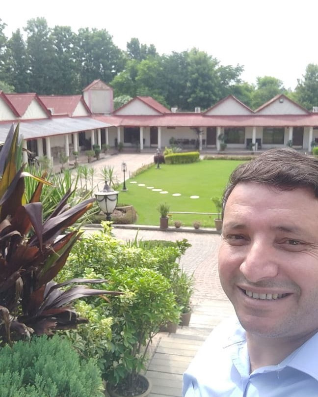 Jungle Barracks主图