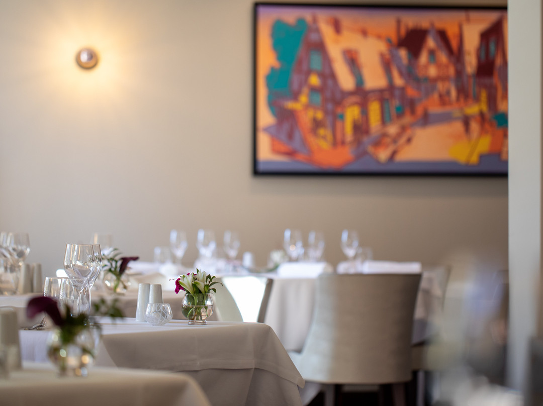 布斯若酒店主图